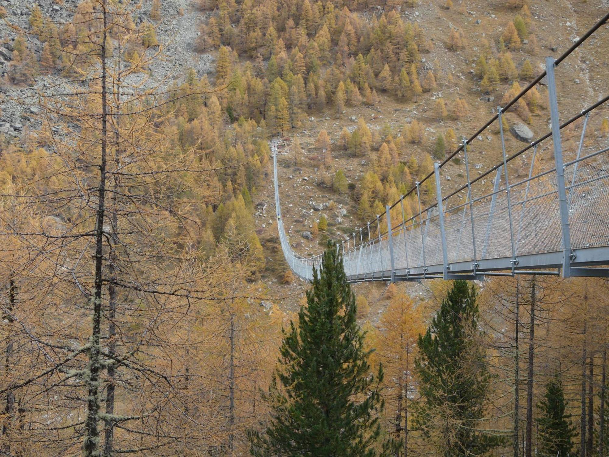 Haus Valaisia - Randa Bei Zermattアパートメント エクステリア 写真